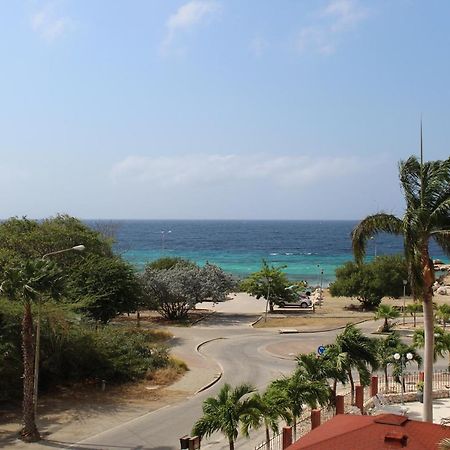 Hector Suites & Beach Hotel Curacao Exteriör bild