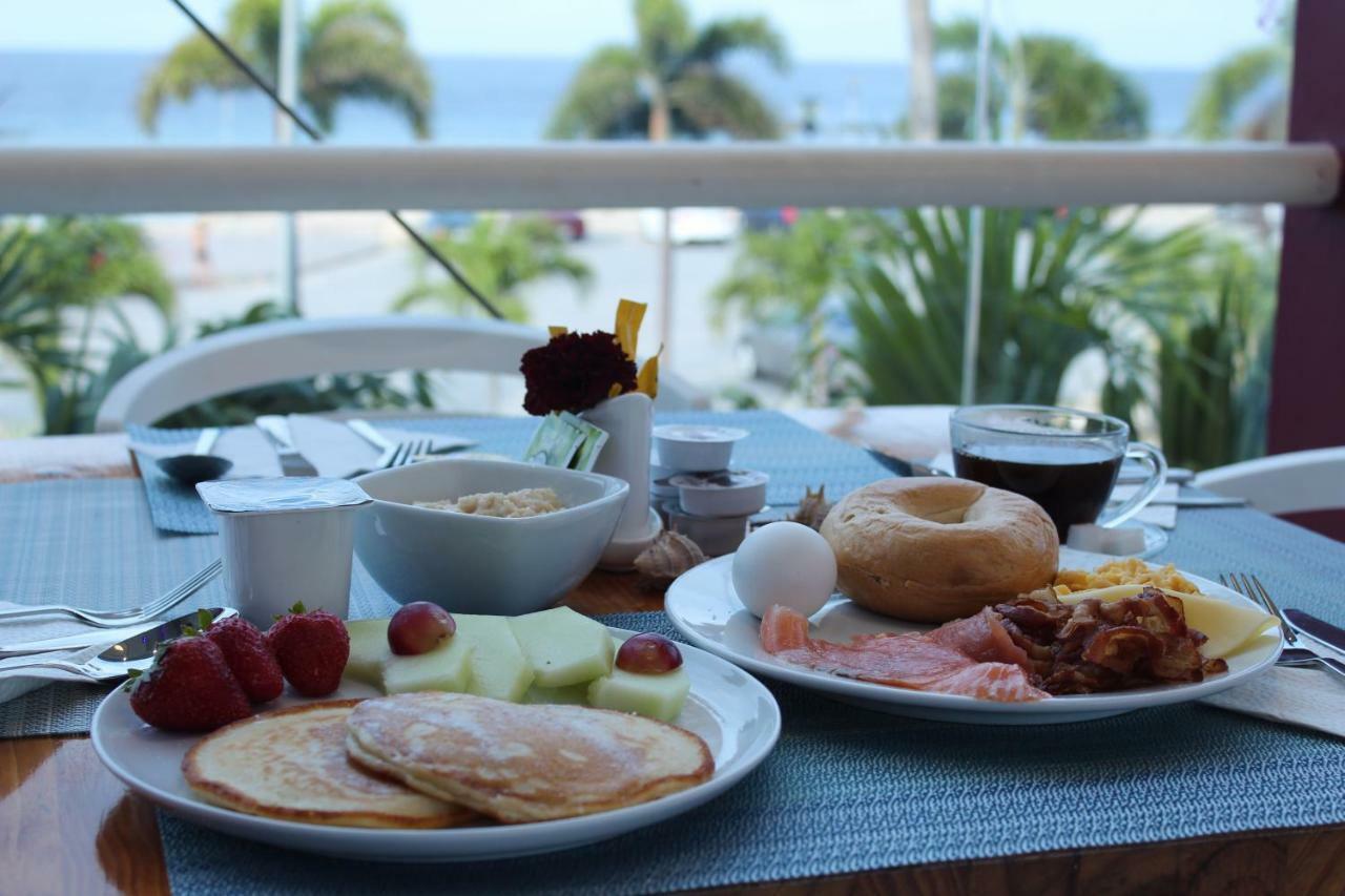 Hector Suites & Beach Hotel Curacao Exteriör bild
