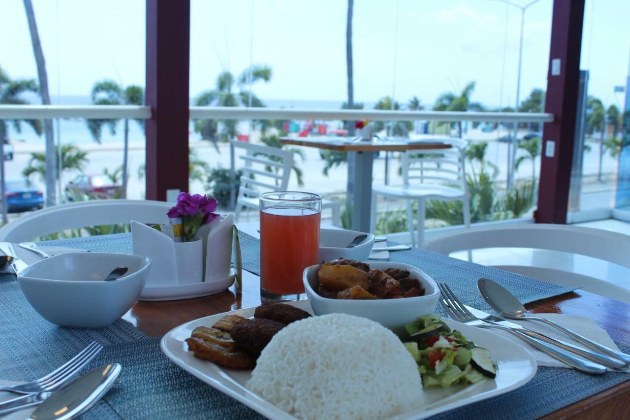 Hector Suites & Beach Hotel Curacao Exteriör bild